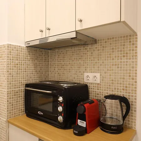 Cozy City Retreat - Greecing Athens